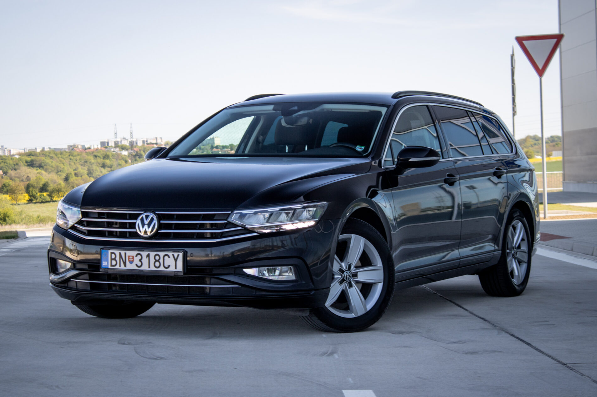 Volkswagen Passat Variant B8.5 2.0TDI 140kw DSG 2020 / AJ NA SPLÁTKY / PROTIÚČET