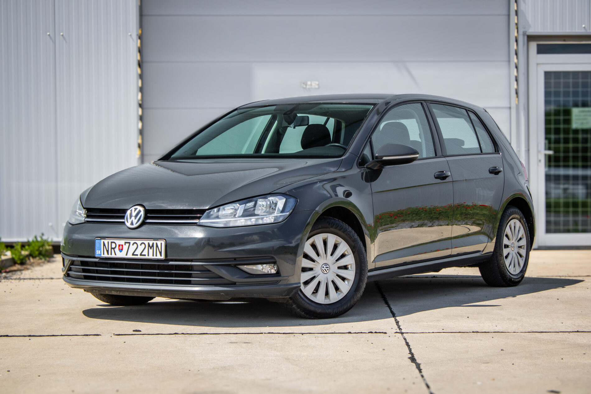 Volkswagen Golf 1.6 TDI BMT 85kW MT5 / NA SPLÁTKY / NA PROTIÚČET