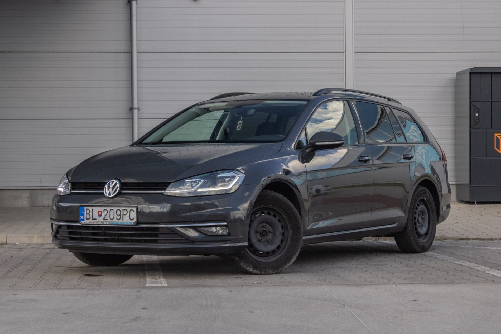 Volkswagen Golf Variant 1.6 TDI BMT Comfortline / AJ NA SPLÁTKY / PROTIÚČET
