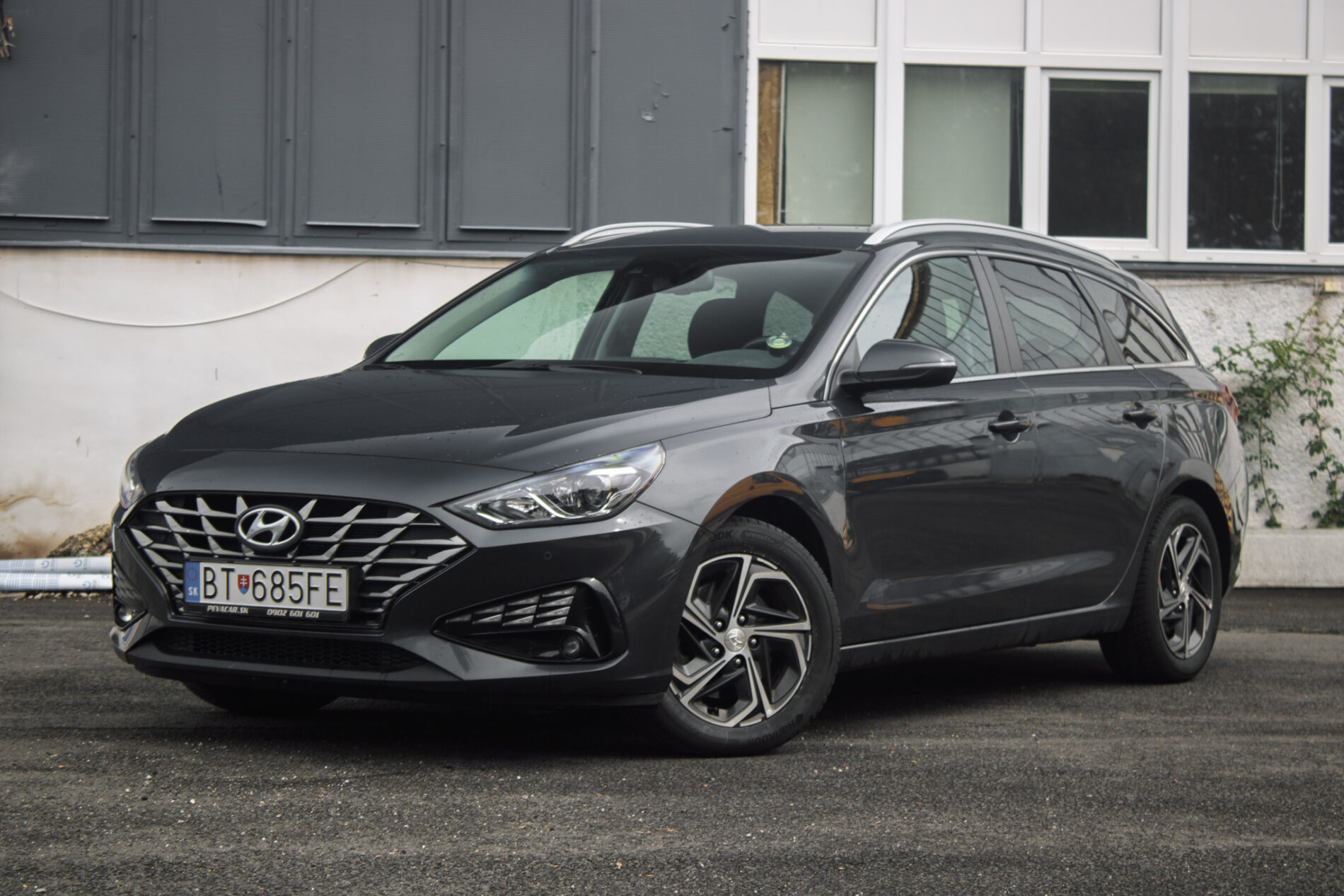 Hyundai i30 CW 1.6 CRDi Family DTC 85kW AT7 / NA SPLÁTKY / NA PROTIÚČET