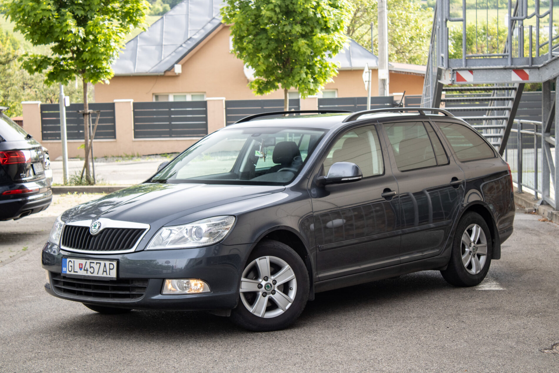 Škoda Octavia Combi 1.6 TDI Ambiente / 77kW / M6 / Po Výmene Rozvodov / AJ NA SPLÁTKY / PROTIÚČ
