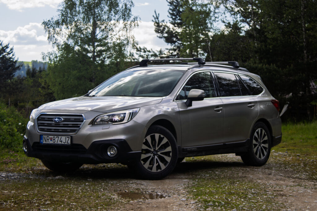 Subaru Outback 2.5i-S Exclusive NAVI CVT 129kW / NA SPLÁTKY / NA PROTIÚČET