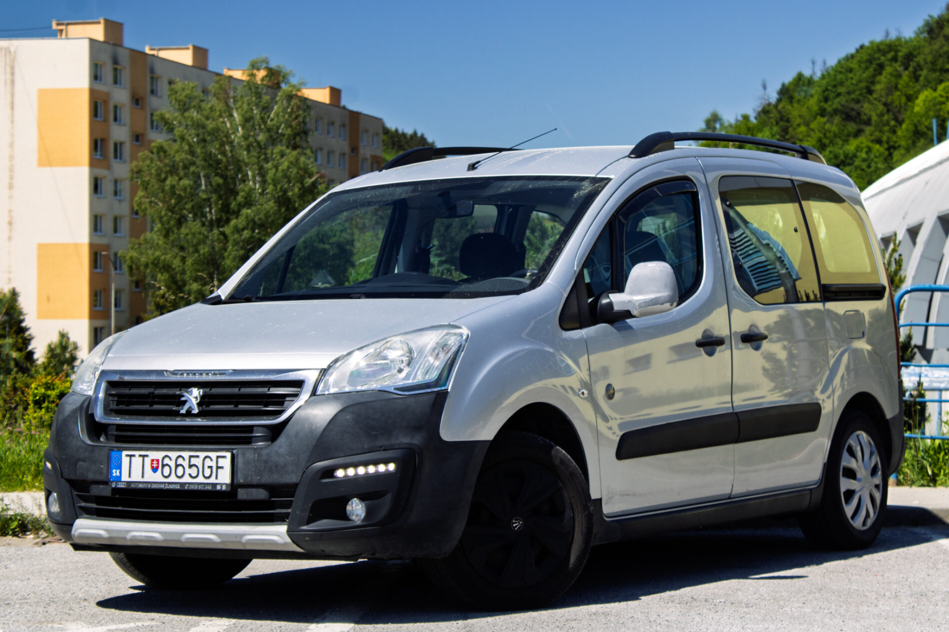 Peugeot Partner Tepee 1.6 BlueHDi 73kW Outdoor MT5 / NA SPLÁTKY / NA PROTIÚČET
