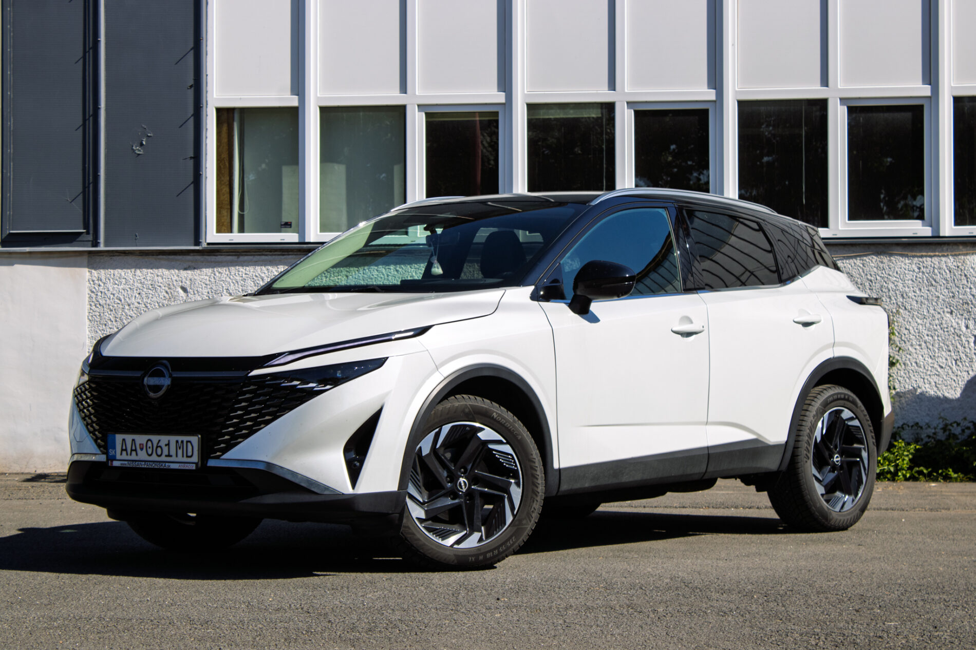 Nissan Qashqai 1.3 DIG-T 158 MHEV N-Connecta X-Tronic 116kW / NA SPLÁTKY / NA PROTIÚČET