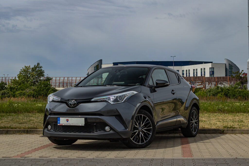 Toyota C-HR 1.2 Turbo Executive FWD / AJ NA SPLÁTKY / PROTIÚČET /