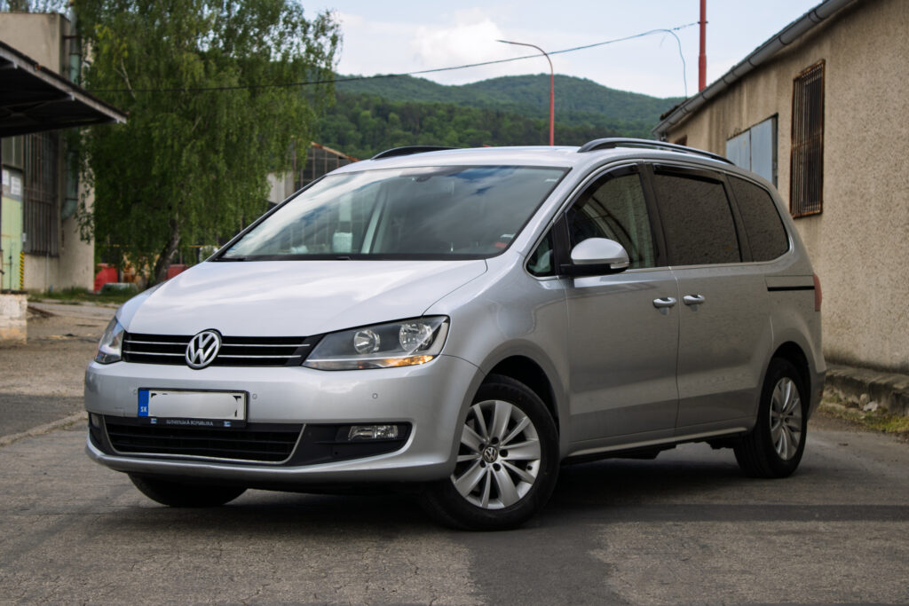 Volkswagen Sharan 2.0 TDI BMT 100kW / NA SPLÁTKY / NA PROTIÚČET