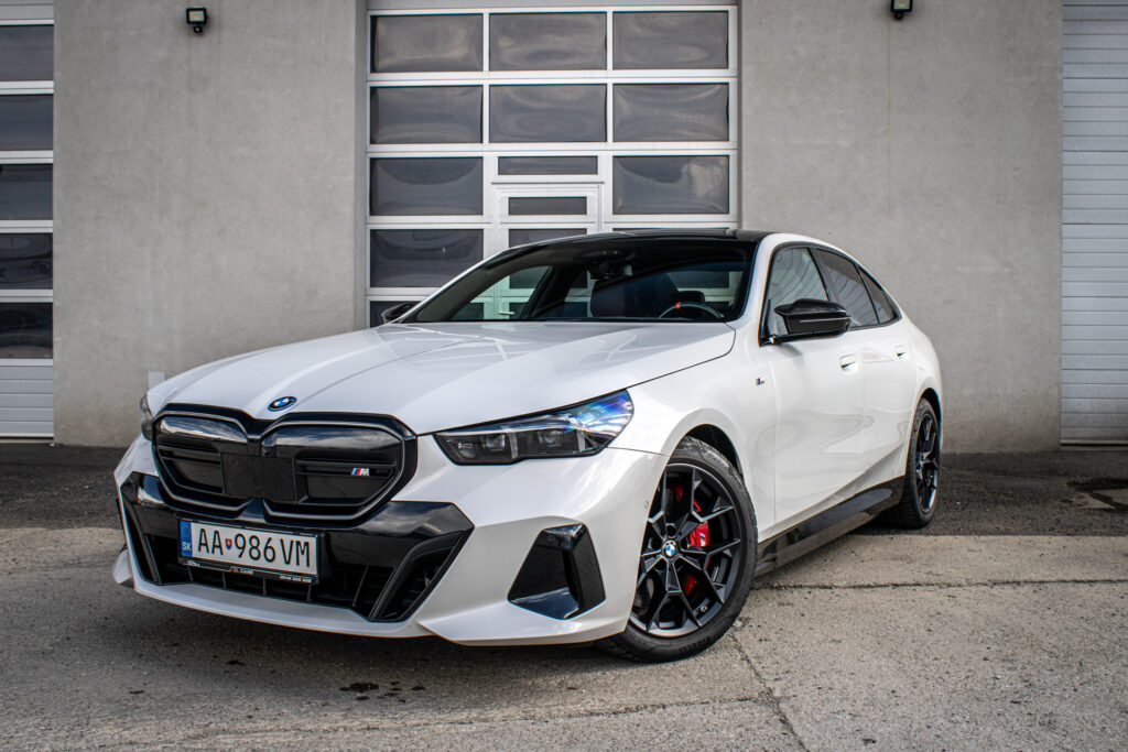 BMW i5 Limousine M-Sport M60 XDrive 442kw /AJ NA SPLÁTKY/PROTIÚČET