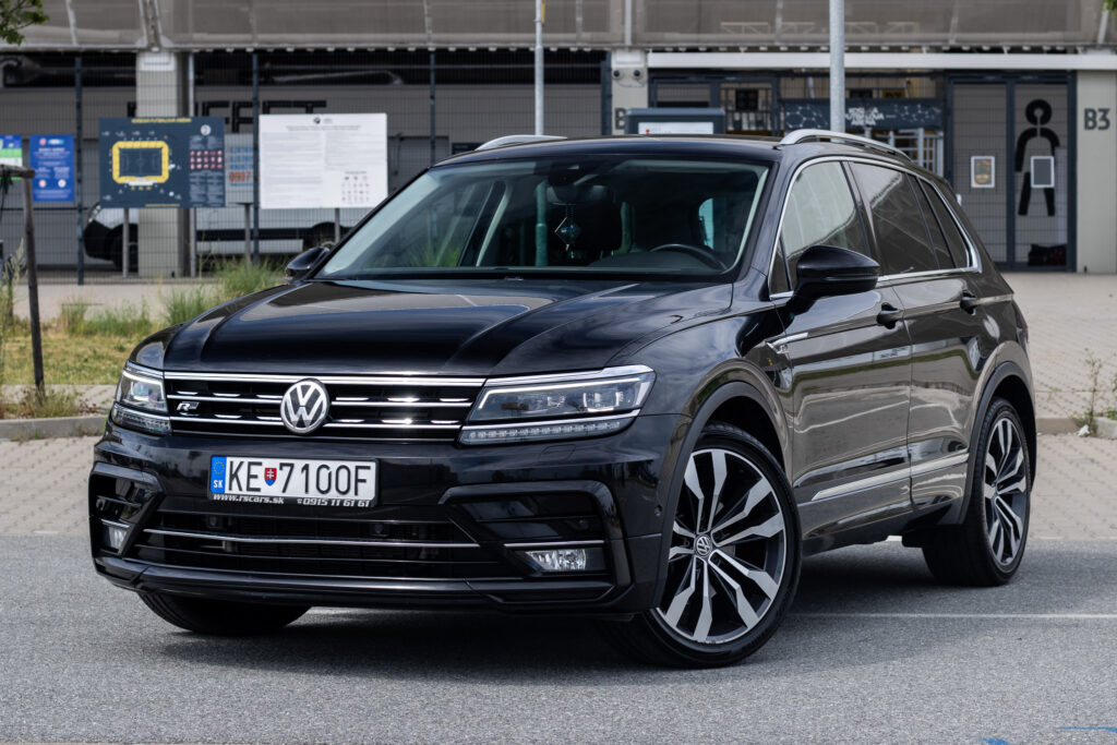 Volkswagen Tiguan 2.0 TDI R-line 4MOTION DSG, 140kW (2019) / AJ NA SPLÁTKY / PROTIÚČET /