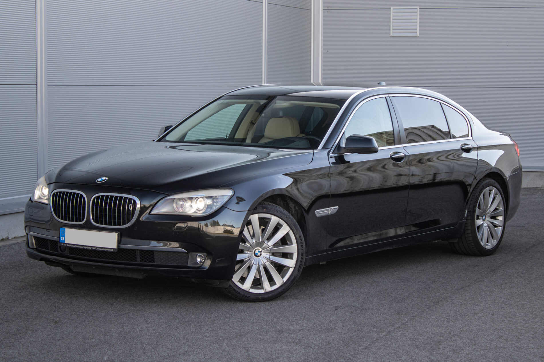 BMW 750Li xDrive 300kw AT/6 2009 / AJ NA SPLÁTKY / PROTIÚČET