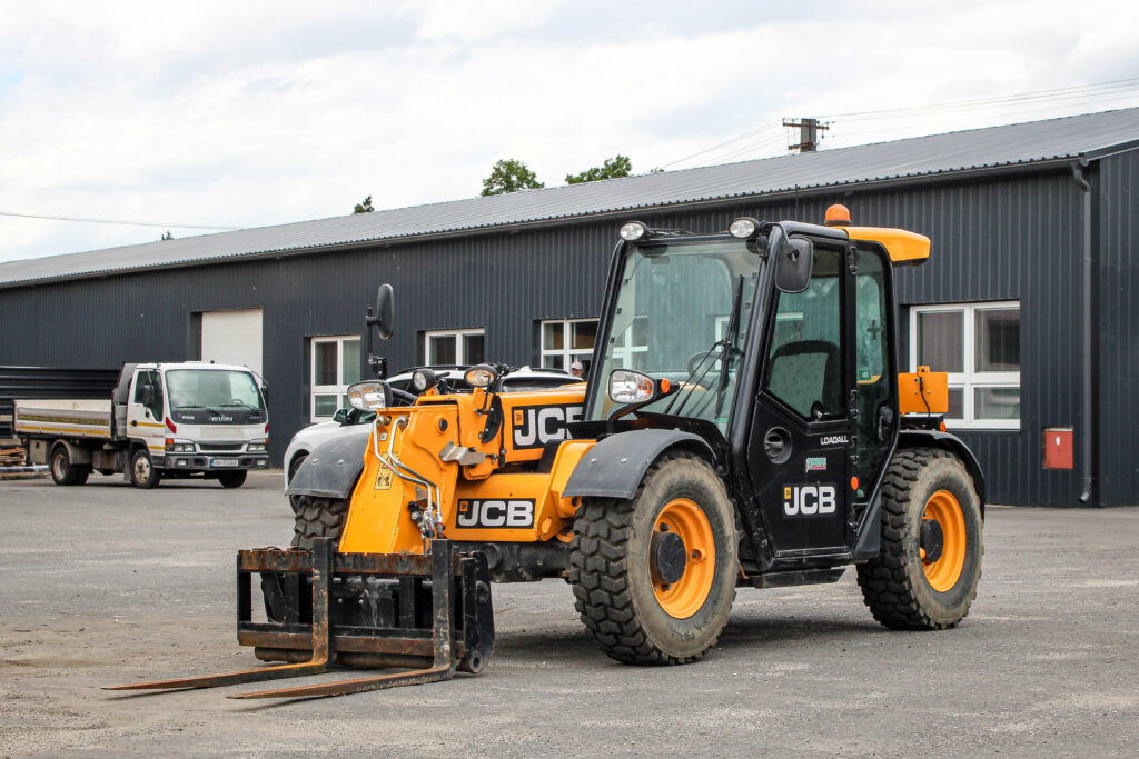 JCB 525-60 AGRI PLUS / AJ NA SPLÁTKY / PROTIÚČET /