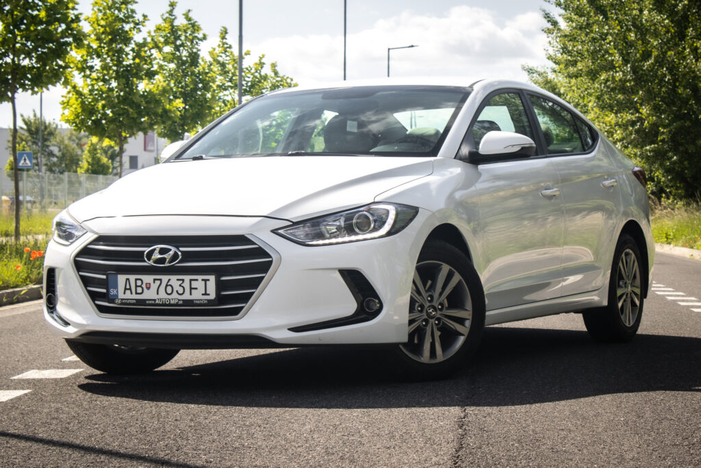 Hyundai Elantra 1.6i D-CVVT, A/T 94kW /AJ NA SPLÁTKY /PROTIÚČET