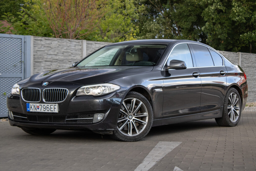 BMW 530d f10 180kw AT/8 2011 / AJ NA SPLÁTKY / PROTIÚČET