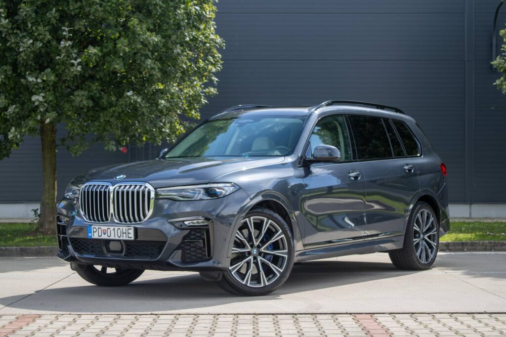BMW X7 40d V ZÁRUKE!