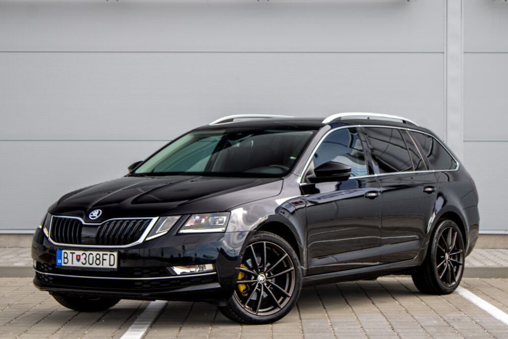 Škoda Octavia Combi 2.0 TDI Style / AJ NA SPLÁTKY / PROTIÚČET /