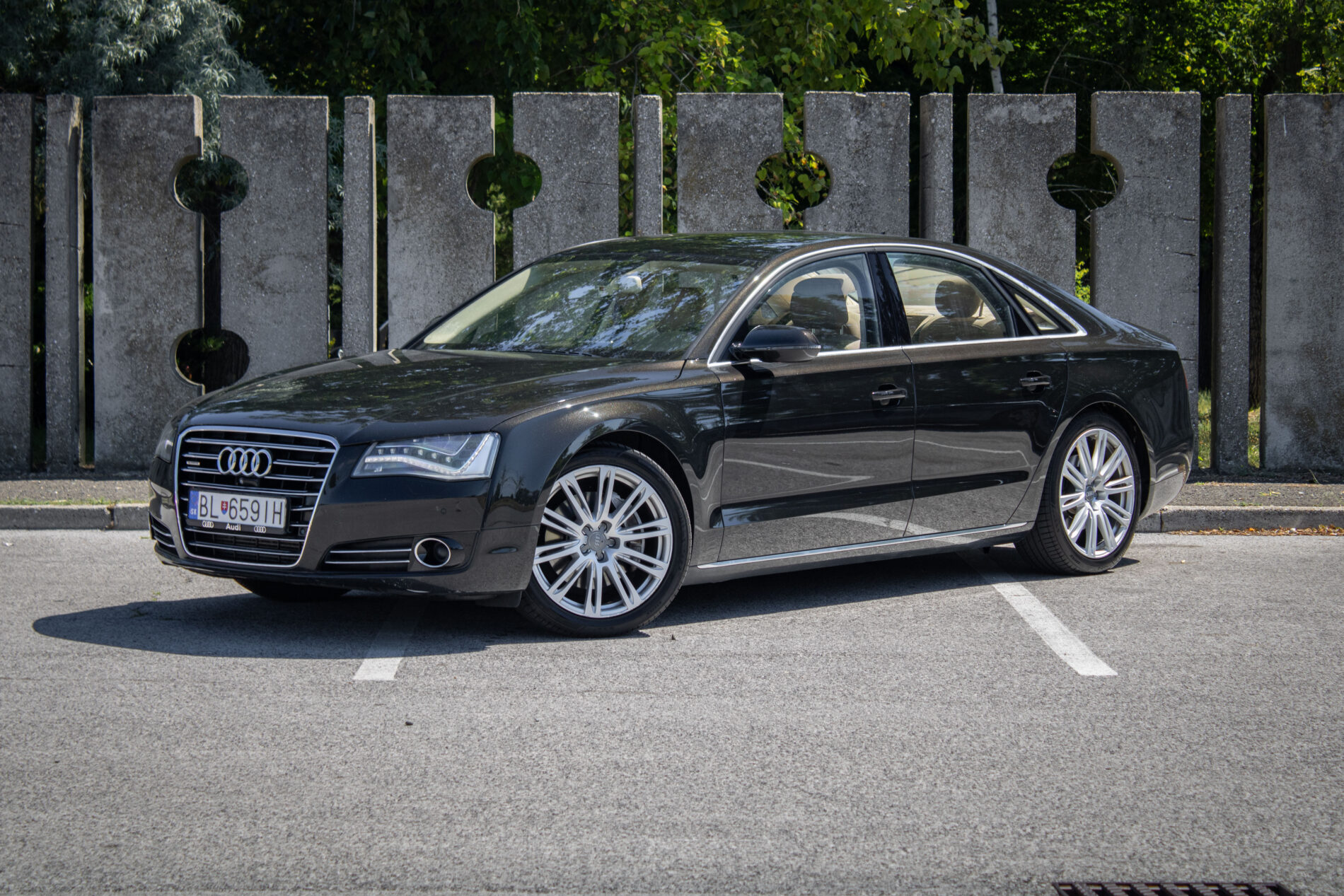 Audi A8 3.0 TDI V6 DPF quattro tiptronic