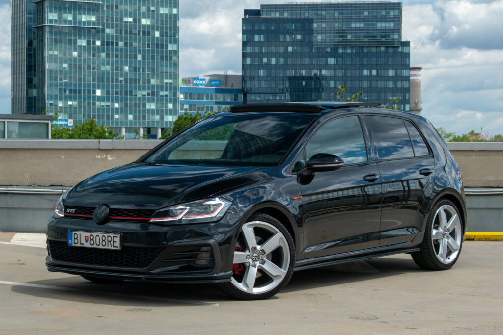 Volkswagen Golf GTI 2.0 TSI 169kw DSG AJ NA SPLÁTKY / PROTIÚČET