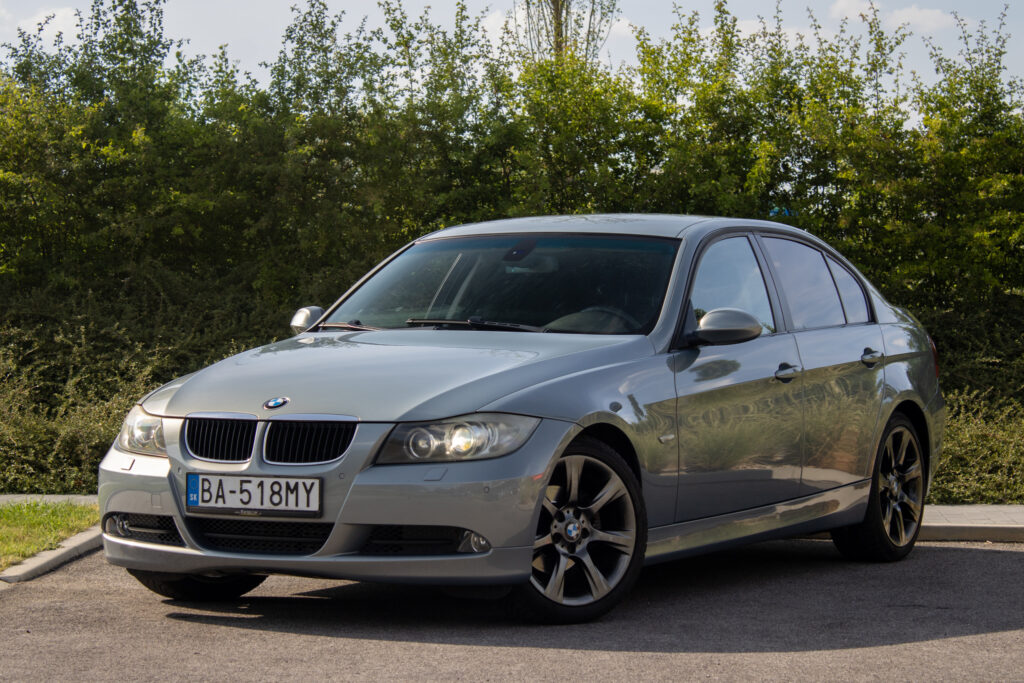 BMW Rad 3 320d 120 kW / AJ NA SPLÁTKY / PROTIÚČET /