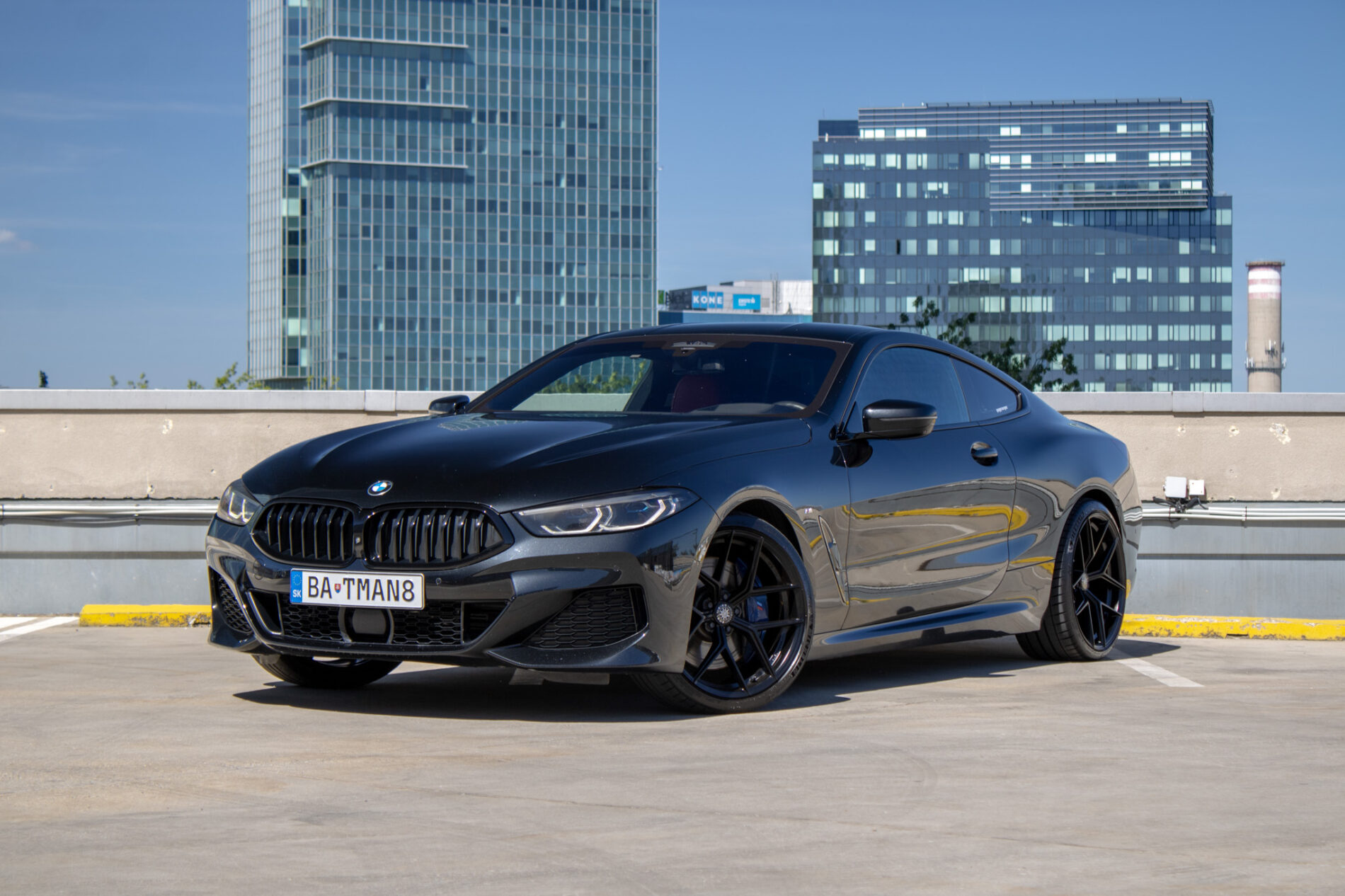 BMW Rad 8 840d xDrive 2020, 235kW