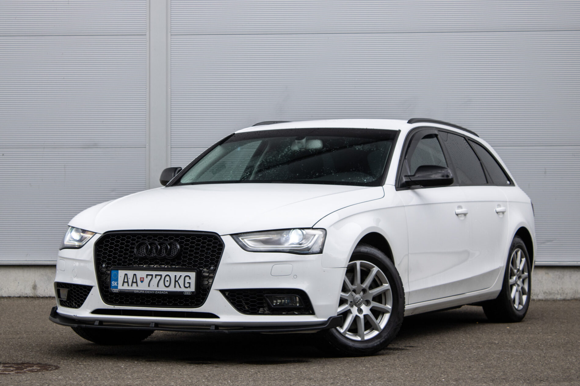Audi A4 Avant 2.0 TDI / 110kW / A8 / ZÁRUKA / AJ NA SPLÁTKY / PROTIÚČET