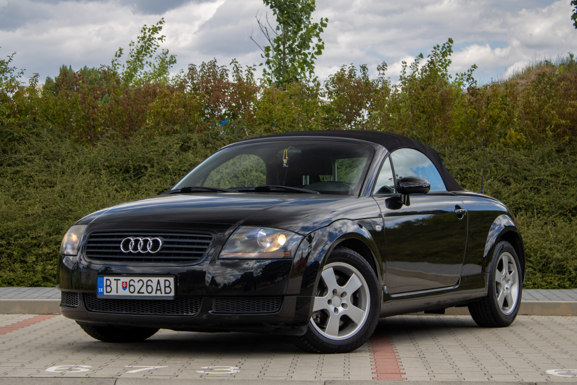 Audi TT Roadster 1.8 T 110 kW / AJ NA SPLÁTKY / PROTIÚČET /