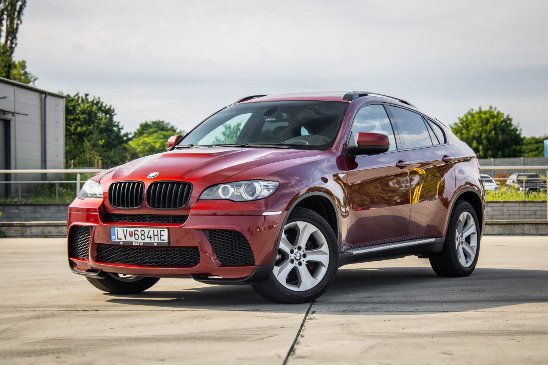 BMW X6 3.0i 200kW AT6 M-PACKET / NA SPLÁTKY / NA PROTIÚČET