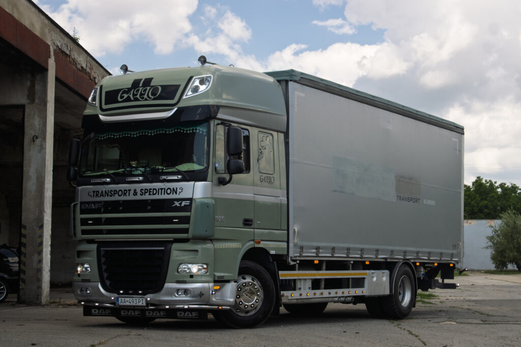DAF XF 105.460 4x2 / NA SPLÁTKY / NA PROTIÚČET