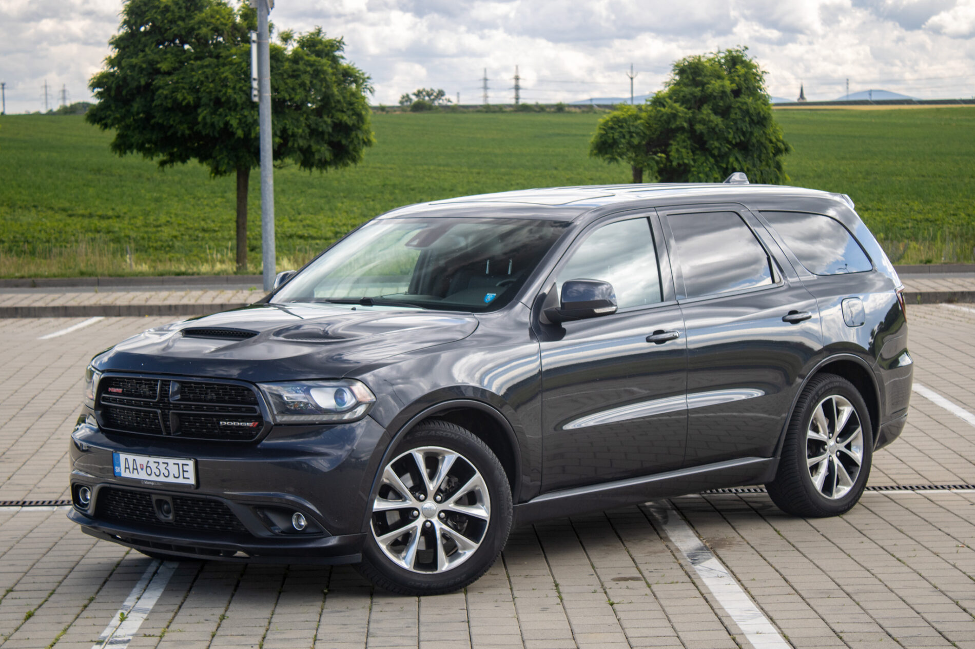 Dodge Durango R/T HEMI V8 / 268kW / A8 / ZÁRUKA / AJ NA SPLÁTKY / PROTIÚČET