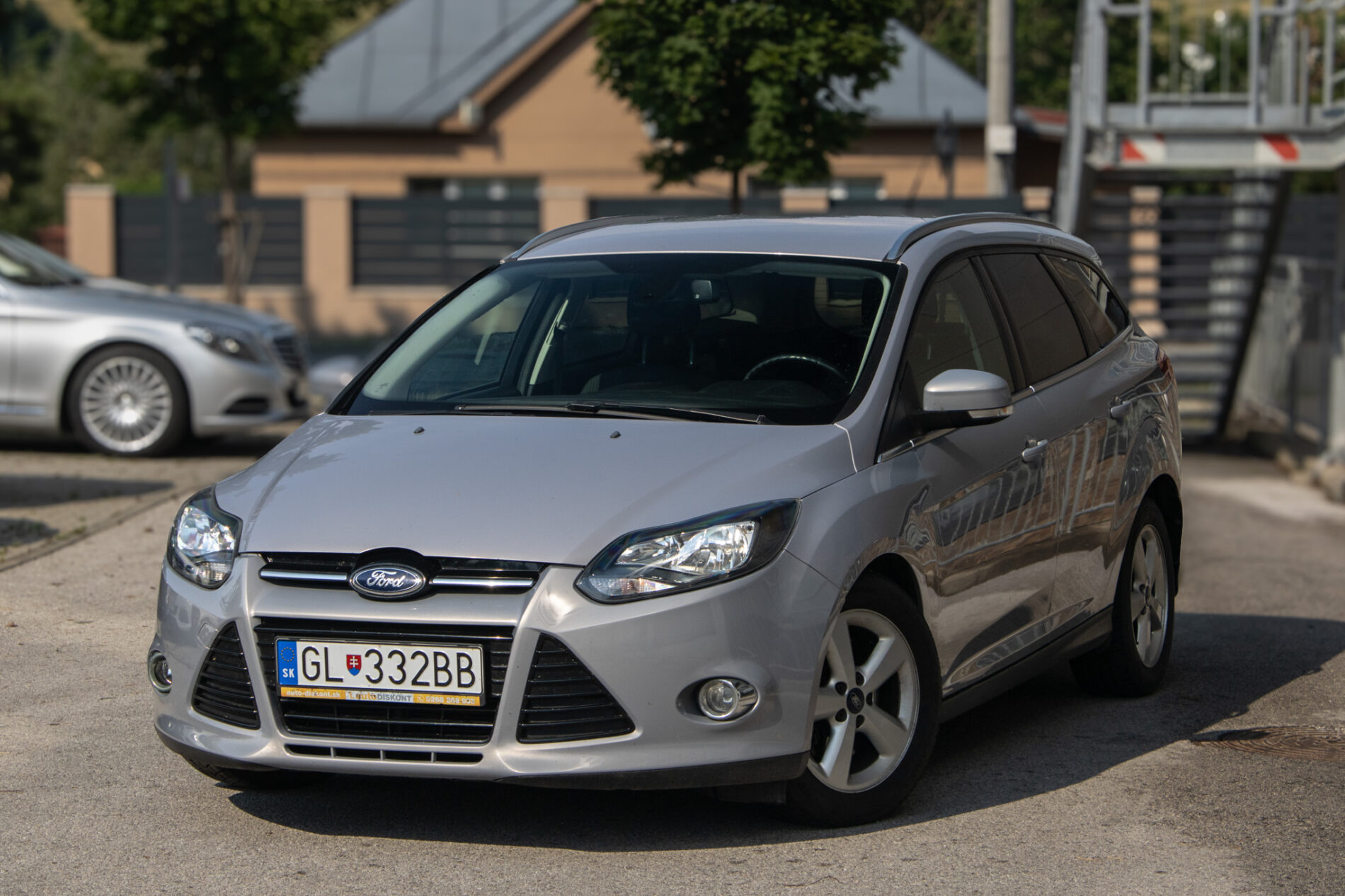 Ford Focus Kombi 2.0 TDCi Titanium / 85 kW / A6 / ZÁRUKA / AJ NA SPLÁTKY / PROTIÚČET