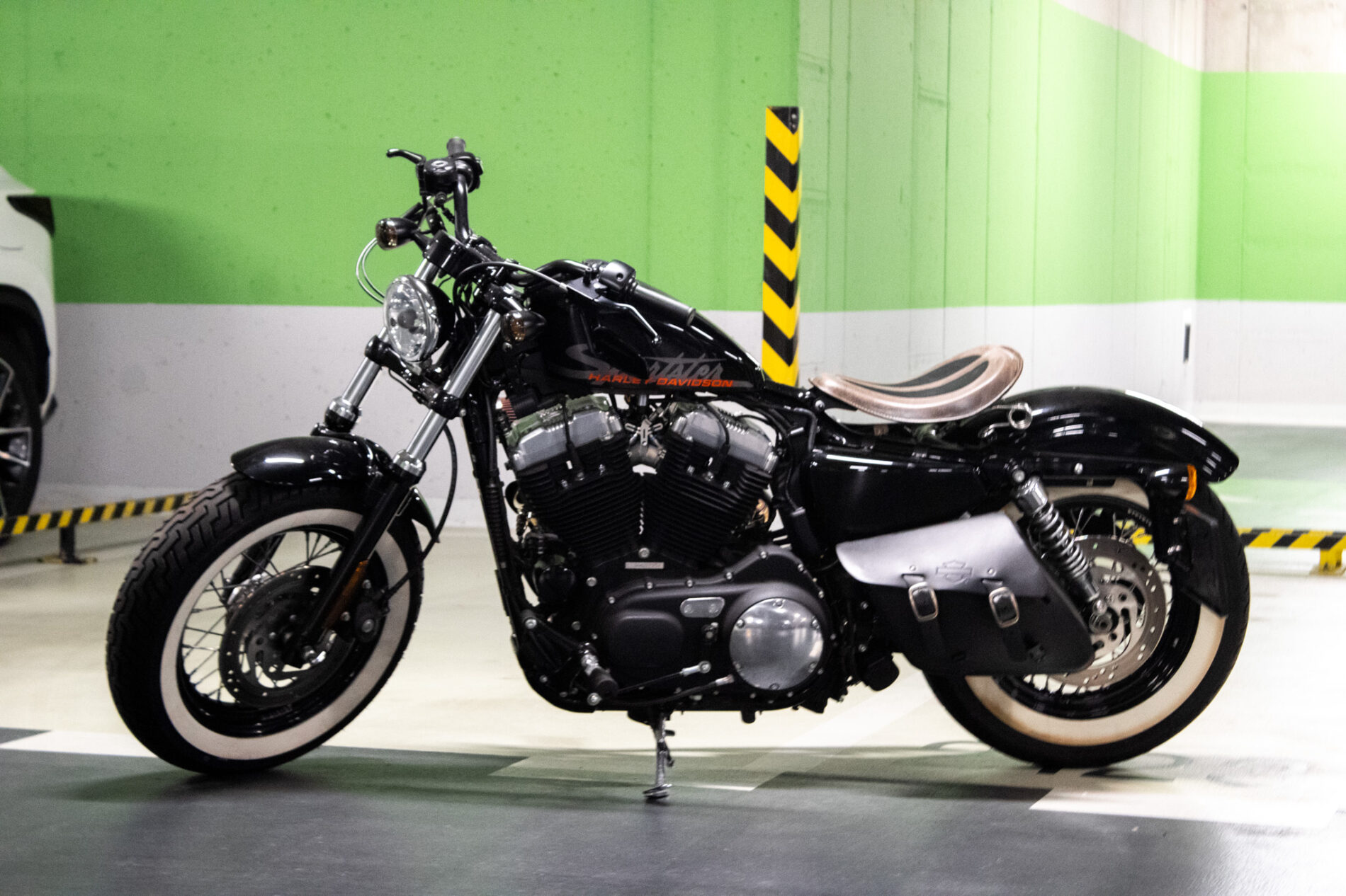 Harley Davidson XL1200X FORTY EIGHT, manuál, 49 kW, benzín