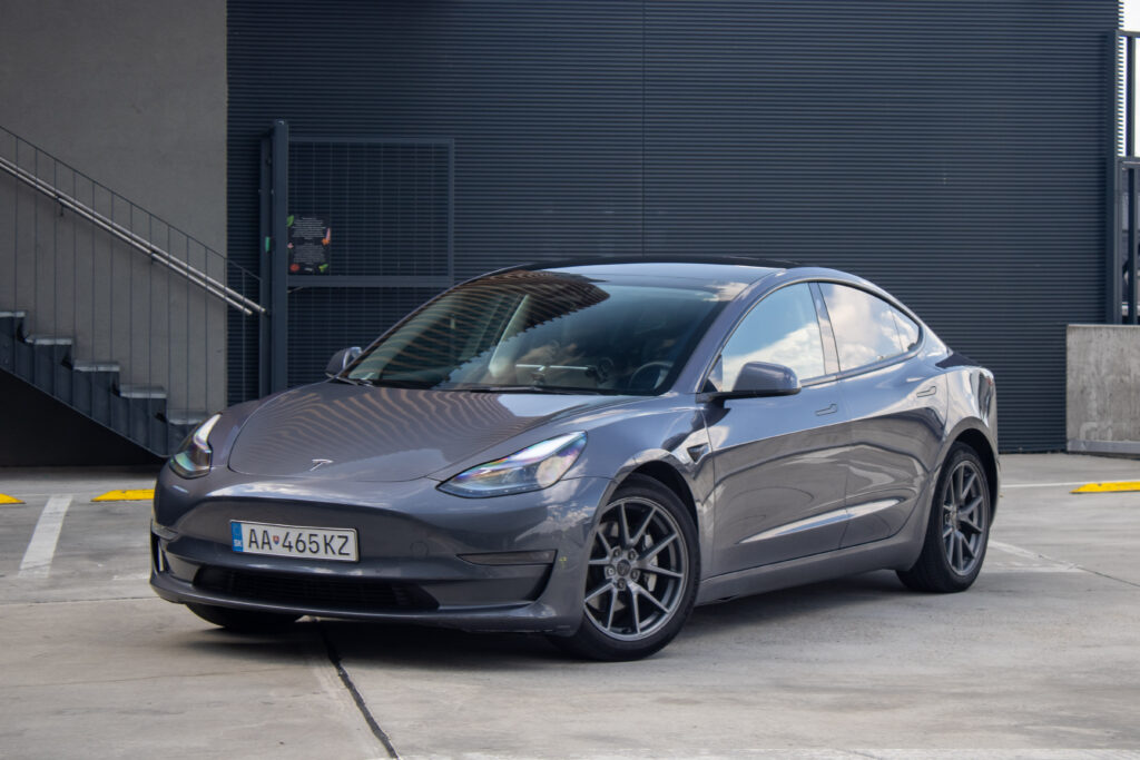 Tesla Model 3 Long Range / Tažné / Tepelné čerpadlo / AJ NA SPLÁTKY /PROTIÚČET