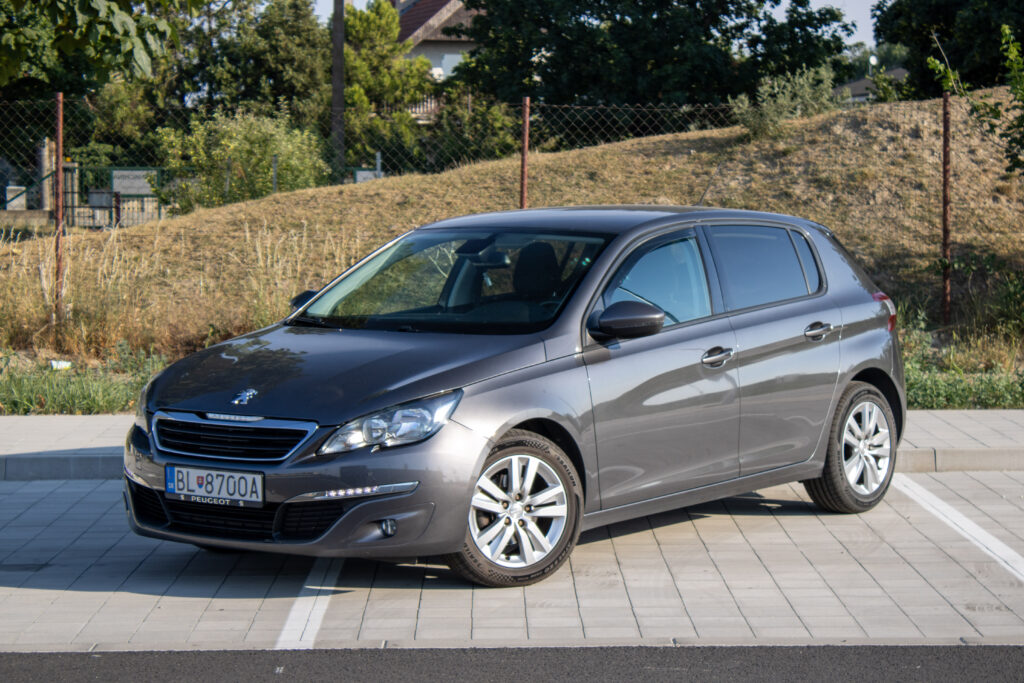 Peugeot 308 1.6 BlueHDi Style Stop&Start EAT6 /AJ NA SPLÁTKY/PROTIÚČET/