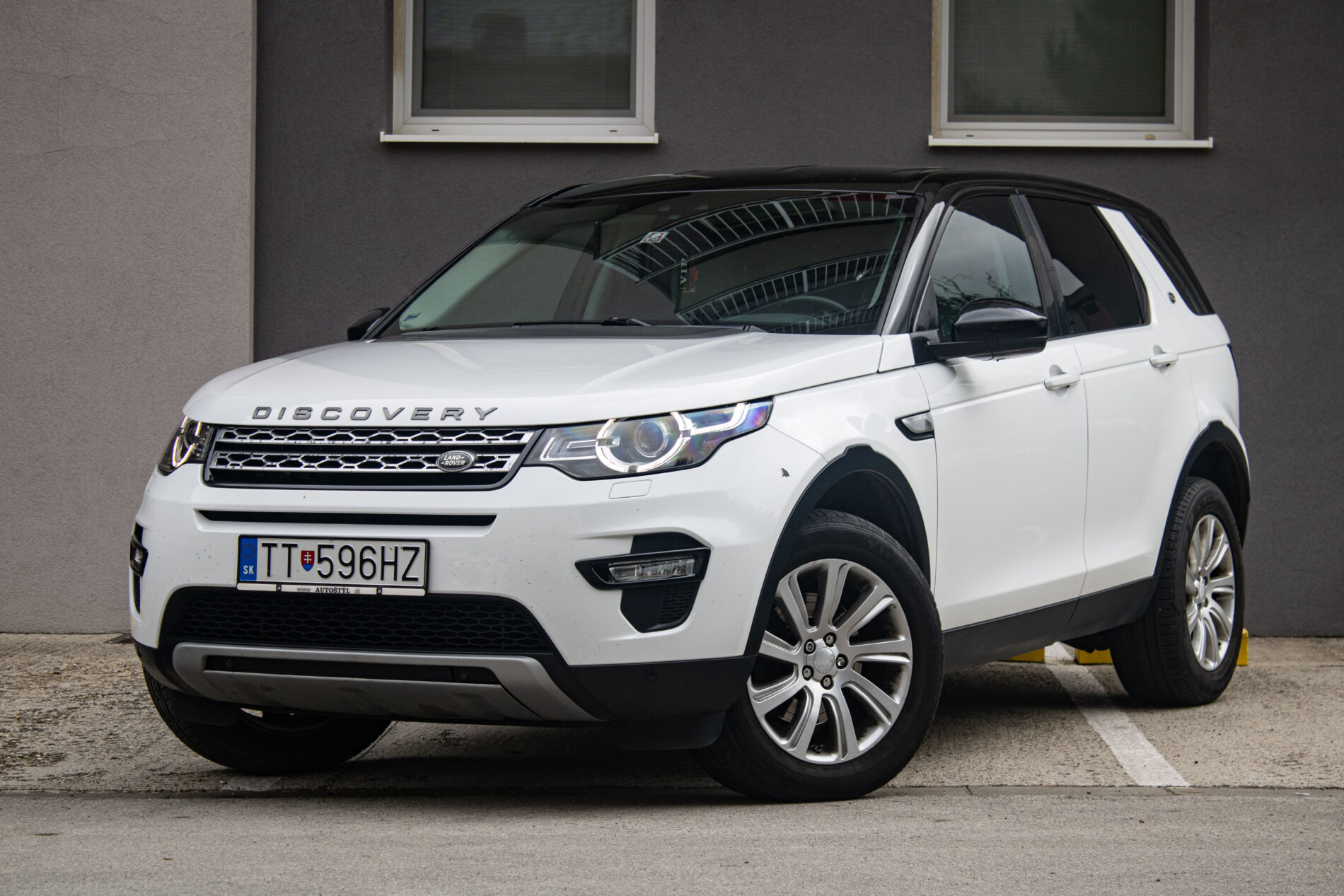 Land Rover Discovery Sport 2.0 TD4 110kW AT 4x4 7-miestne / AJ NA SPLÁTKY / PROTIÚČET /