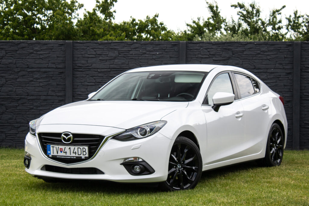 Mazda 3 2.0 Skyactiv G120 / 88kW / M6 / ZÁRUKA / AJ NA SPLÁTKY / PROTIÚČET