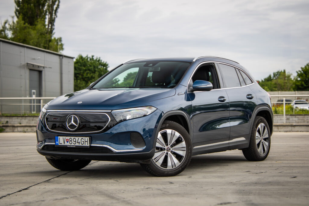Mercedes-Benz EQA Progressive 140kW / NA SPLÁTKY / NA PROTIÚČET