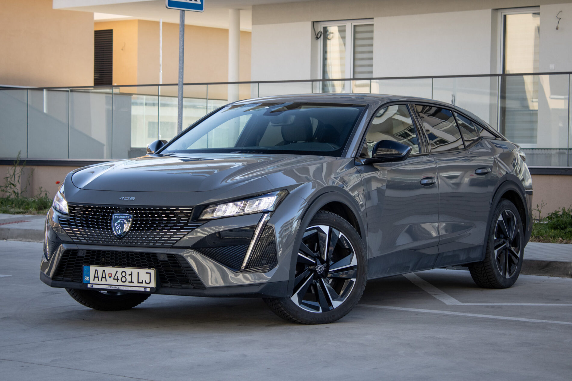 Peugeot 408 1.2 PureTech 96kw AT/8 2024 / AJ NA SPLÁTKY / PROTIÚČET
