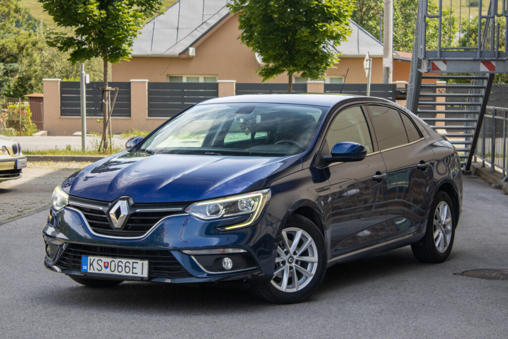 Renault Mégane 1.6 Benzín + LPG / 84kW / M5 / ZÁRUKA / AJ NA SPLÁTKY / PROTIÚČET