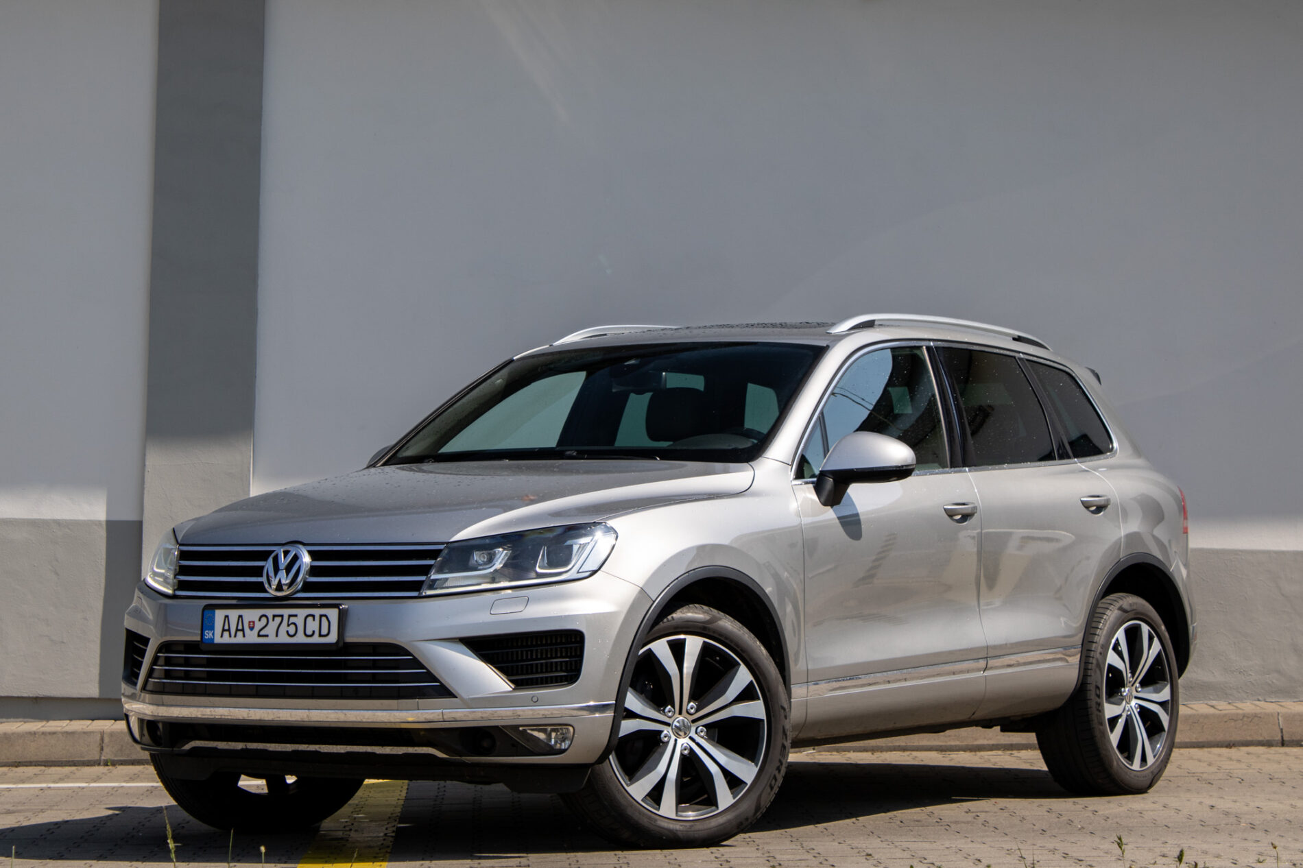 Volkswagen Touareg 3.0 TDI V6 BMT 4MOTION / 193kW / A8 / ZÁRUKA / AJ NA SPLÁTKY / PROTIÚČET