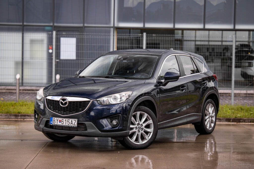 Mazda CX-5 Revolution 4x4 AT/6 / AJ NA SPLÁTKY / PROTIÚČET