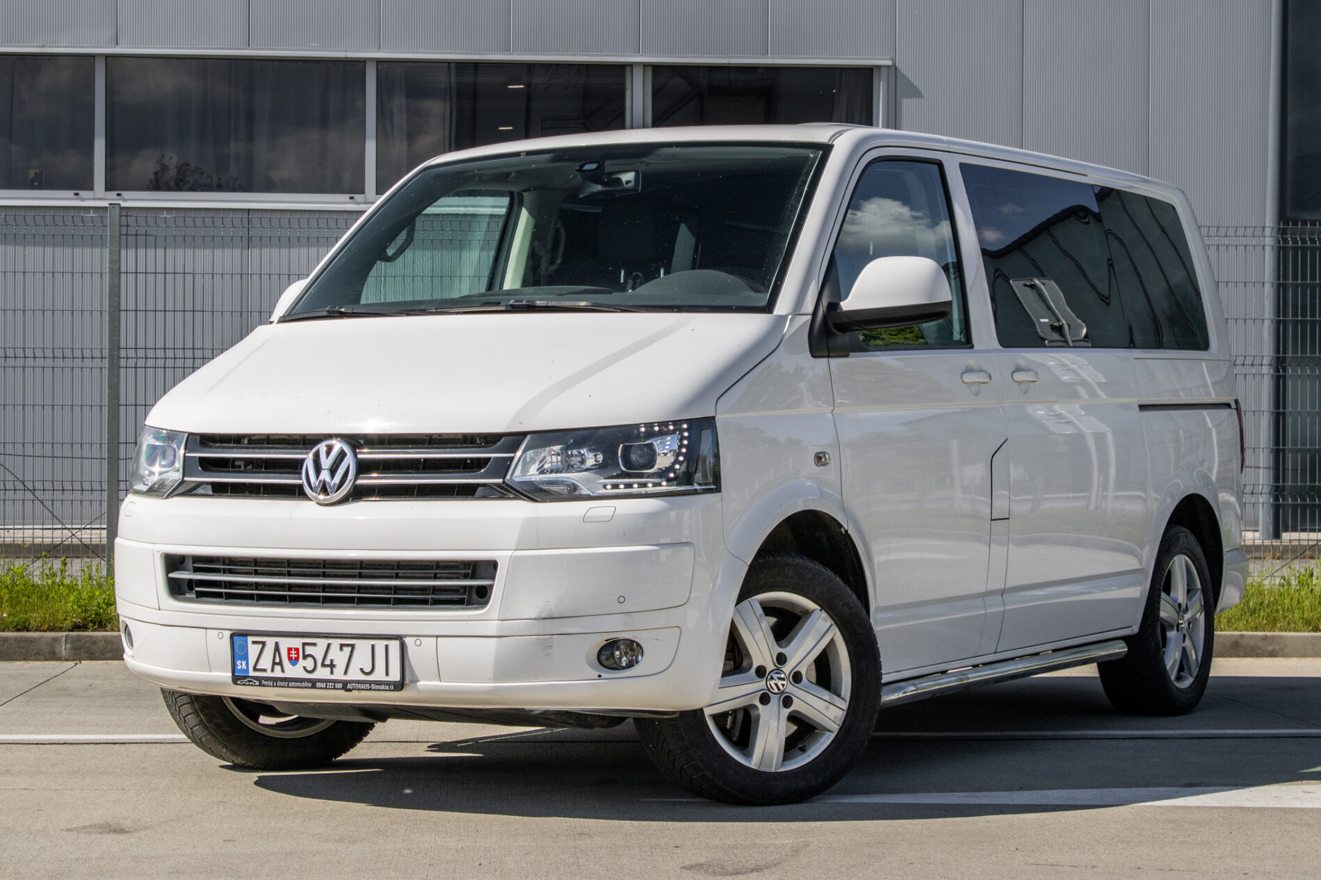 Volkswagen Multivan 2018 AT/7 132kW / AJ NA SPLÁTKY /  PROTIÚČET