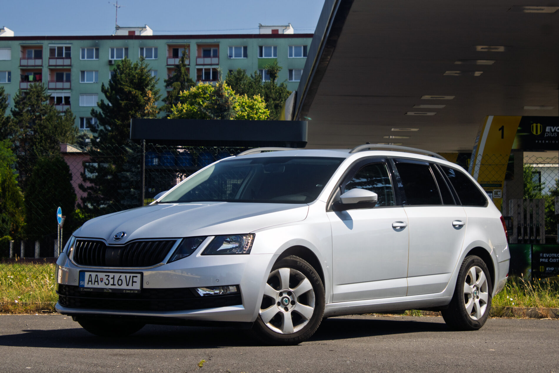 Škoda Octavia Combi 1.6 TDI 85kW MT5 / NA SPLÁTKY / NA PROTIÚČET