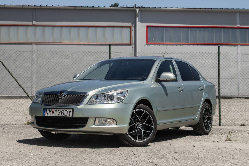 Škoda Octavia 81kW MT/6 / AJ NA SPLÁTKY / PROTIÚČET