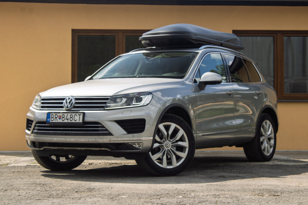 Volkswagen Touareg II 3.0 V6 4MOTION 193kW AT8 / NA SPLÁTKY / NA PROTIÚČET