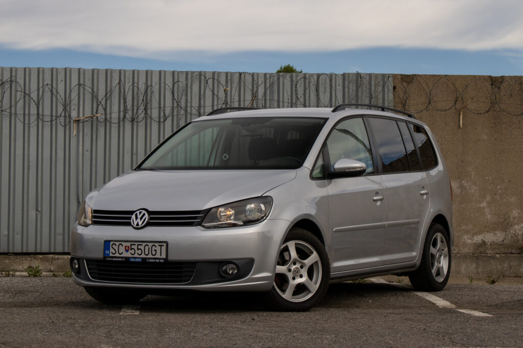 Volkswagen Touran 1.6 TDI 77kw Manuál / Aj na splátky a protiúčet /
