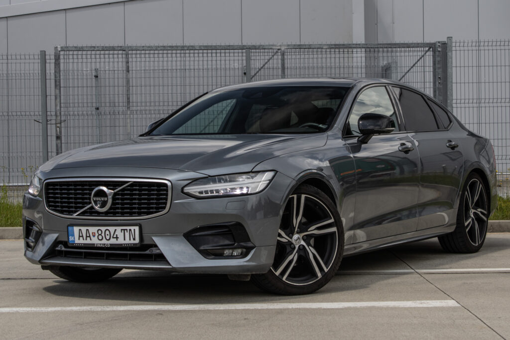 Volvo S90 D5 R-Design AWD AT 173kW235HP A8 / AJ NA SPÁTKY / PROTIÚČET