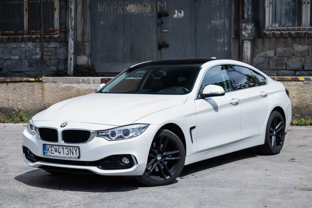 BMW Rad 4 Gran Coupé 430d xDrive A/T, 190kW (2015) / AJ NA SPLÁTKY / PROTIÚČET /