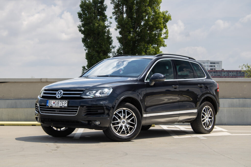 Volkswagen Touareg II 3.0 V6 TDI 240k BlueMotion Technology / AJ NA SPLÁTKY / PROTIÚČET /