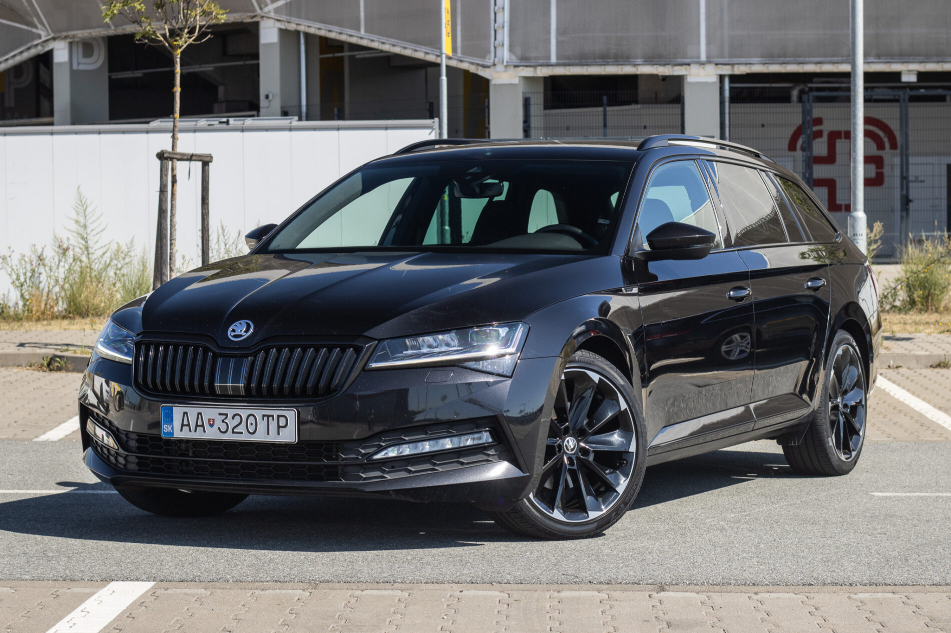 Škoda Superb Combi 2.0 TDI Sportline, 110kW (2020) / AJ NA SPLÁTKY / PROTIÚČET /