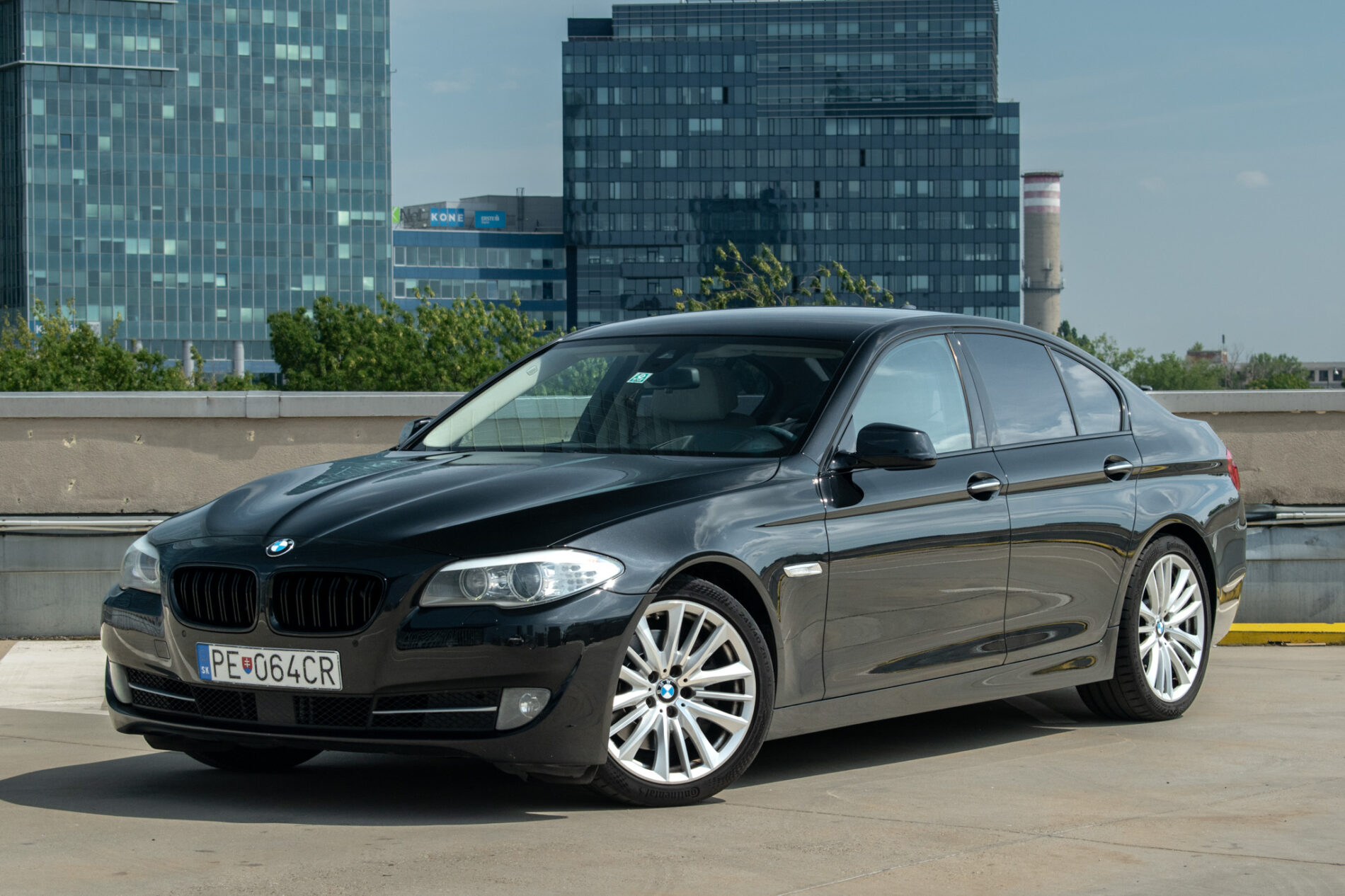 BMW Rad 5 530d / 190kW / A8 / AJ NA SPLÁTKY / PROTIÚČET