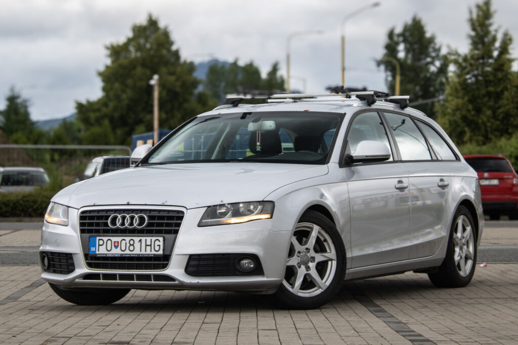 Audi A4 Avant 2.0 TDI / 105kW / M6 / AJ NA SPLÁTKY / PROTIÚČET