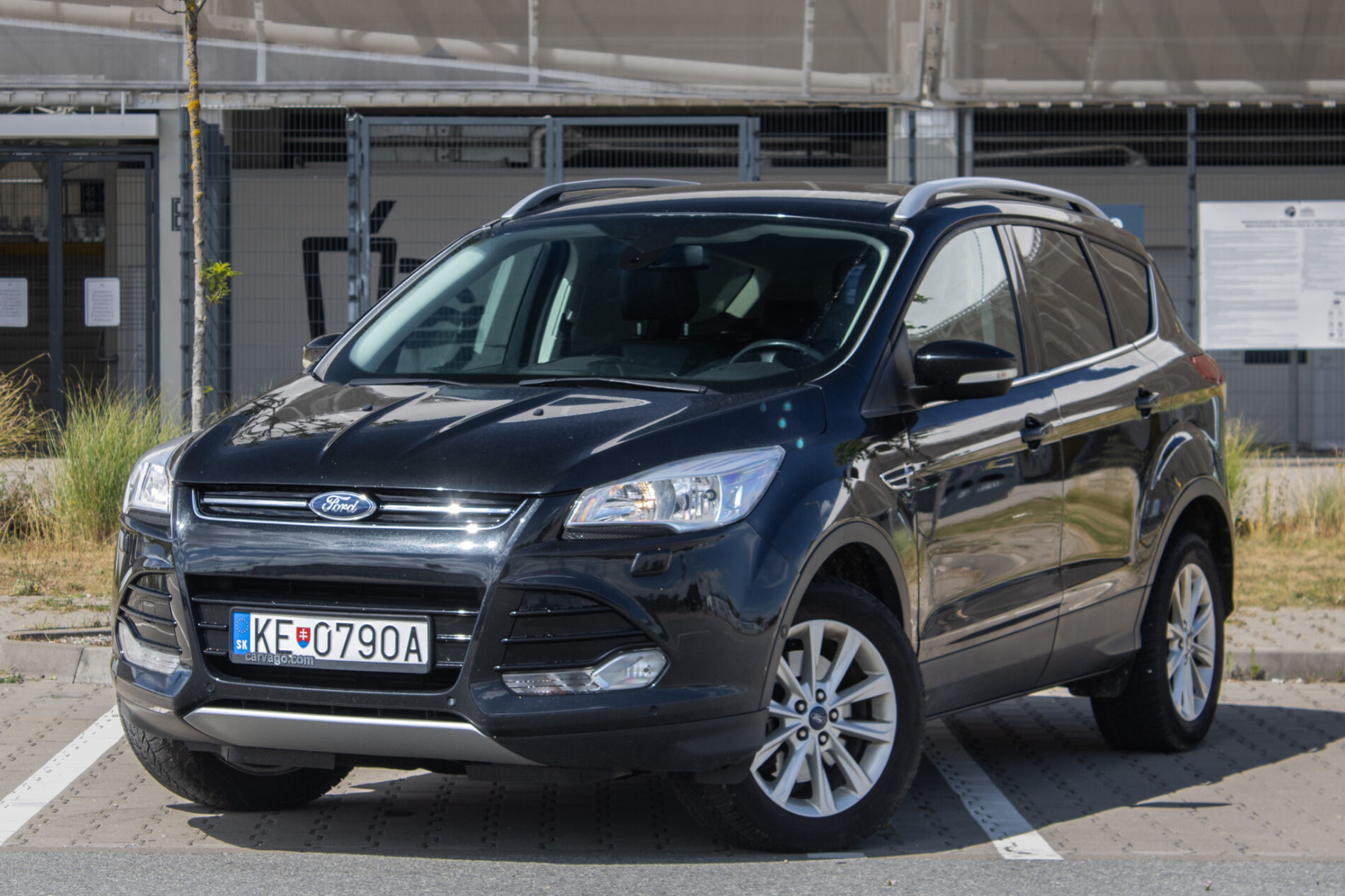 Ford Kuga 2.0 TDCi Titanium AWD / 110kW / M6 / ZÁRUKA / AJ NA SPLÁTKY / PROTIÚČET